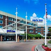 Entrance - Park Inn by Radisson Hotel & Conference Centre Heathrow, London