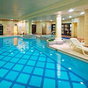 Swimming pool and Jacuzzi - Thistle City Barbican