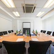 Exchange Suite - U Shaped - Thistle City Barbican