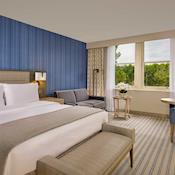 Bedroom - Pendley Manor Hotel