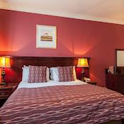 Lodge Bedroom - BEST WESTERN PLUS The Connaught Hotel