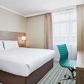 Double Bedroom - Jurys Inn Oxford