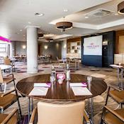 Meeting Room - Crowne Plaza Resort Colchester - Five Lakes