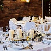 Christmas Decor - The Dickens Inn