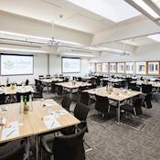 Oak Cabaret - College Court & Leicester Conferences - University of Leicester
