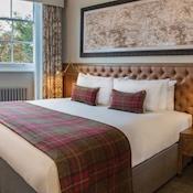 Mansion House Standard Room - De Vere Wokefield Estate