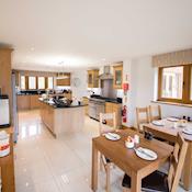 Kingsbridge Kitchen - Tewin Bury Farm Hotel