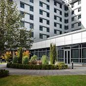 Courtyard - Hilton Garden Inn London Heathrow Airport