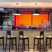 Bar - Hilton Garden Inn London Heathrow Airport