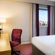 Double Bedroom - Jurys Inn Exeter