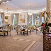 Mulberry Restaurant - Oatlands Park Hotel